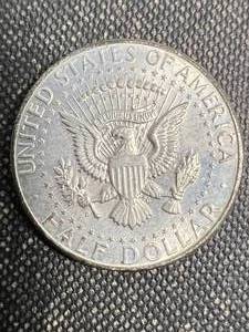 1964 KENNEDY SILVER HALF DOLLAR UNC