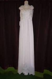 lot 2 image: Abaowedding Wedding Gown -Size 6