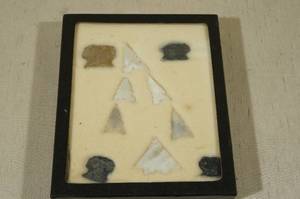 lot 20 image: Native American Arrowheads and Tools