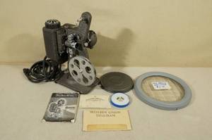 lot 34 image: Antique Revere Eight Projector