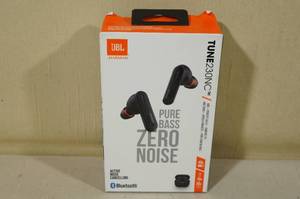 lot 36 image: JBL Tune230NC Noise Cancelling Ear Buds