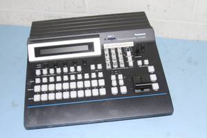 lot 24 image: Panasonic AV-HS400A  AV-HS400AN Compact Live Multi-Format SDHD SDI Audio  Video Switcher Controller