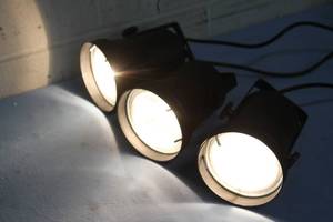 lot 32 image: Lot of 3 - Professional Light  Lighting Fixtures