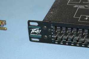 lot 44 image: Peavey EQ 31 13 Octave Pro Audio EQ Equalizer