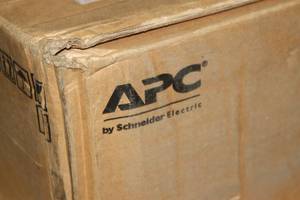 lot 53 image: APC Smart UPS X Line Interactive 3kVA Rack Mount  Tower UPS Model SMX3000RMLV2U