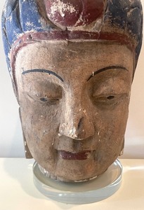 lot 3 image: Large Decorative Indonesian Head Sculpture from Bali