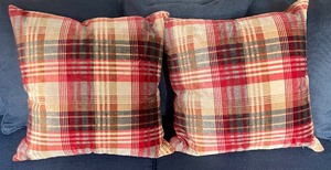 lot 44 image: Set of Three Coordinating Accent Pillows