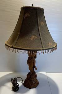 lot 2 image: Vintage Hand Carved Oriental Themed Table Lamp