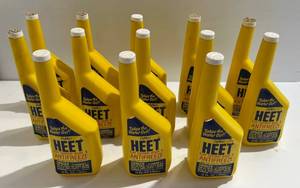 lot 43 image: 13 Bottles Of Heet Fuel System Antifreeze