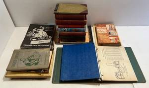 lot 100 image: Group Of Misc. Vintage Books & Paper Items