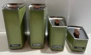 lot 183 image: Vintage Canister Set