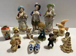 lot 184 image: Group Of Vintage Figurines And More Some Occupied Japan