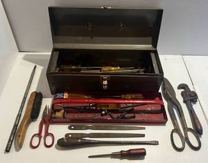 lot 194 image: Tool Box Filled With Tools Some Vintage