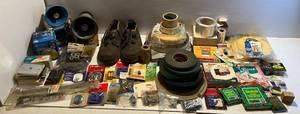 lot 197 image: Large Group Of Household Hardware And More