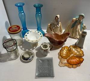 lot 232 image: Group Of Misc. Vintage Knick Knacks Including Chalkware And More