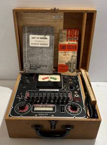 lot 262 image: Superior Instruments Co. Model-TV-II Tube Tester (Awesome Piece)