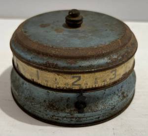 lot 269 image: Vintage 1930s Lux Brand Tape Measure Clock (Works)