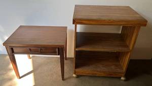 lot 304 image: Mid Century End Table With Drawer And Wood Rolling Cart