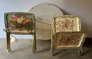 lot 310 image: Vintage Metal TV Tray Sets & Round Folding Leg Card Table