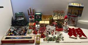 lot 18 image: Vintage Christmas Items & More