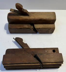 lot 59 image: Antique Wood Planes