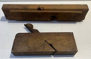 lot 64 image: Antique Wood Planes