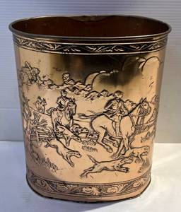 lot 124 image: Vintage Weibro USA Metal Copper Embossed Fox Hunt With Hounds Waste Basket