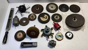 lot 231 image: Misc. Ginder Wheels & More