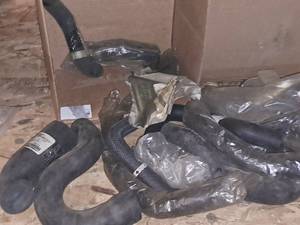 Lot of (1 Box) Radiator Hoses