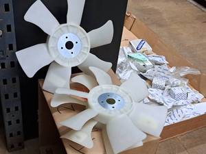 Lot of (1 Box) Fan Blades