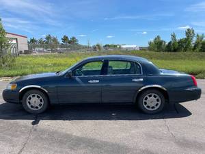 1998 Lincoln Town CAR Signature