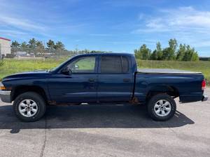 2004 Dodge Dakota SLT - 4X4