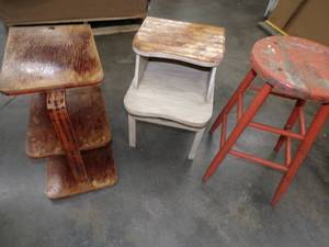 lot 60 image: Cool Side Table, Vintage Stool and 3 tier Side Table