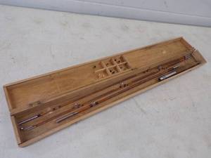 lot 47 image: Vintage Awesome Kiranu and Co. INC in Fantastic Bamboo Fly Rod and Homemade Flys