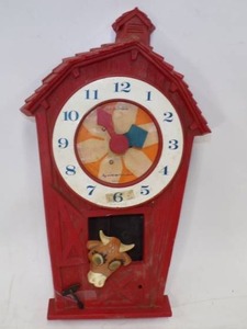 lot 51 image: Vintage Wee Winkie By Westclox Toy Clock with Key