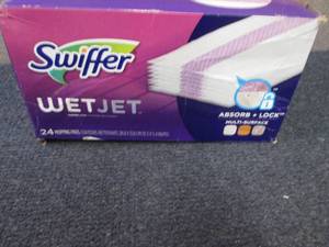 lot 398 image: 24 Swiffer WetJet Mopping Pads...