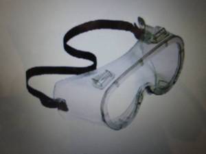 lot 443 image: Case of 100 Safety Works Safety Che...