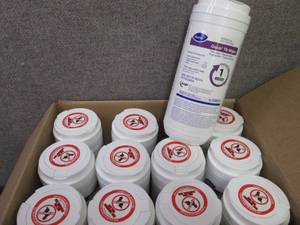 lot 449 image: Case of 12- 60 ct Diversey Oxivir T...