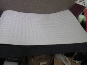 lot 130 image: 3 L x 2 W Gray Autoclavable Anti-...