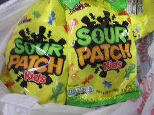 lot 226 image: 6- 8 oz Bags Sour Patch Kids...