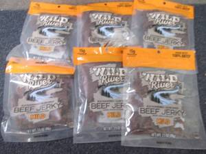 lot 240 image: 6- 3.5 oz Bags Wild River Mild Beef...