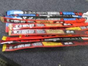 lot 248 image: 12 Jack Links Assorted Large Beef S...