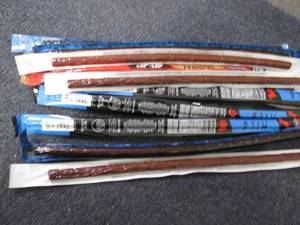 lot 252 image: 12 Jack Links Assorted Large Beef S...