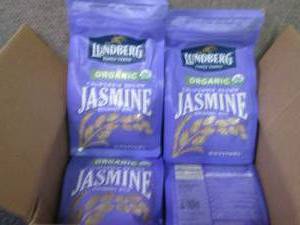 lot 256 image: 6- 32 oz Bags Lundberg California B...