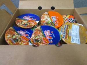 lot 311 image: 11 Meal Bowls- damaged but sealed...