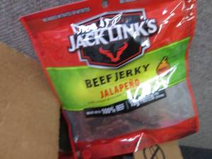 lot 319 image: 8- 2.85 oz pks Jack Links Jalapeno ...