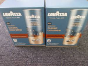 lot 322 image: 2- 4-8 oz pks LavAzza Classic Cold ...