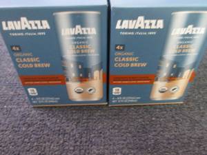 lot 323 image: 2- 4-8 oz pks LavAzza Classic Cold ...