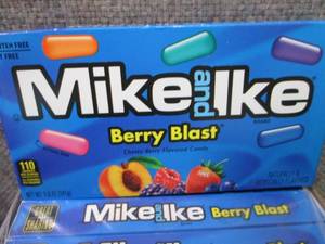 lot 332 image: 12- 5 oz Boxes Mike & Ike Berry Bla...