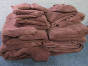 lot 3 image: Spirit Linen Home Spa Collection 18...